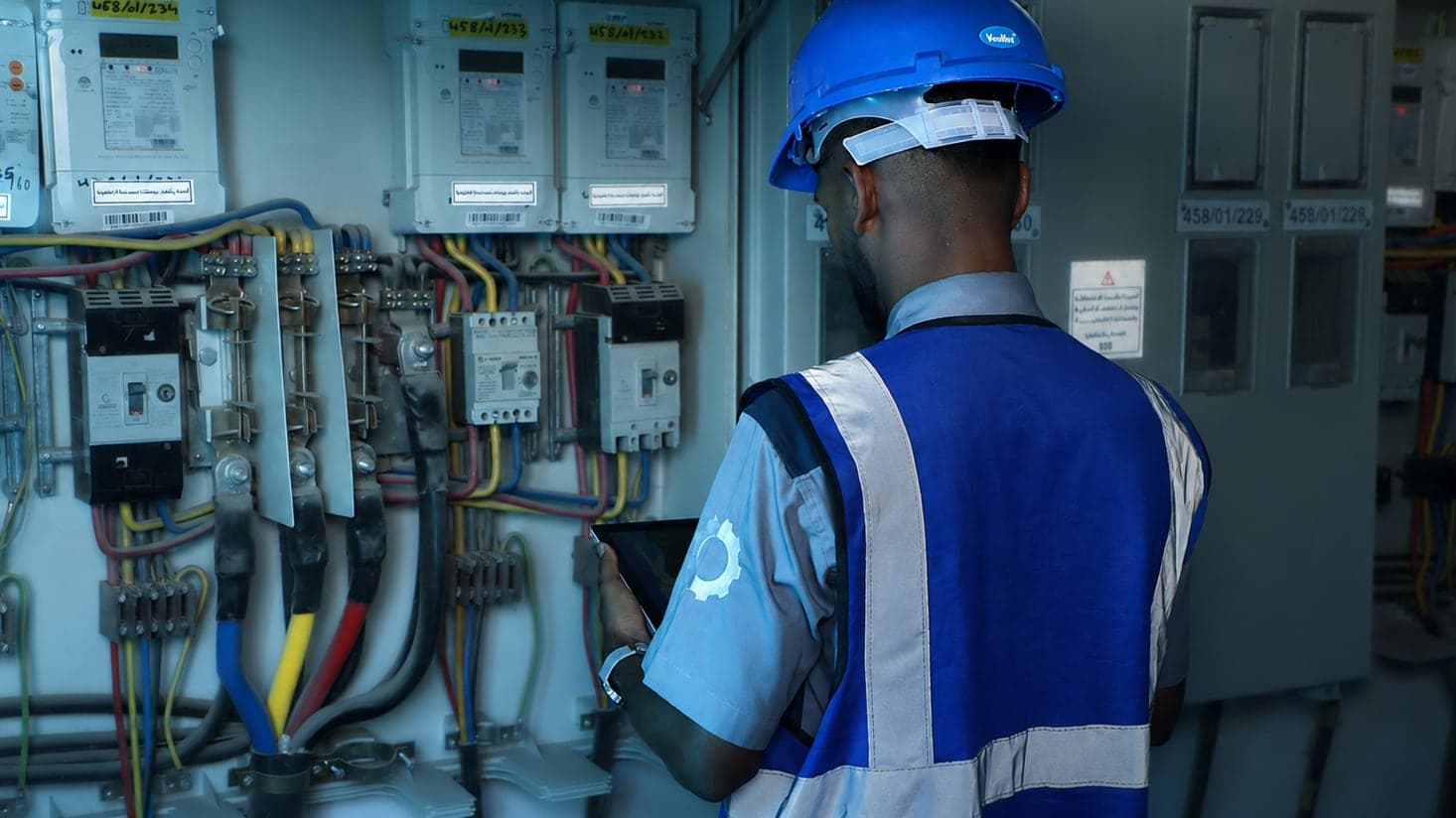 Power Support maintenance technicians